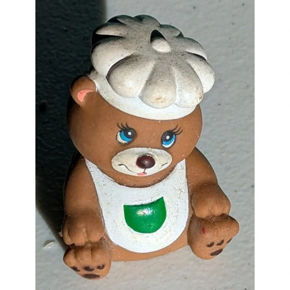 Teddy Bear Pencil Sharpener White Cap Green Pocket Vintage